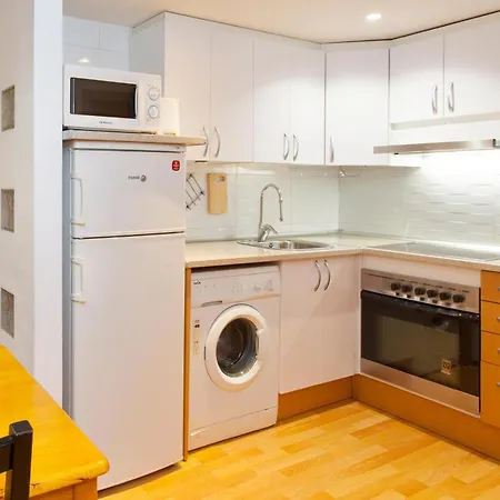 Parallel - Family Flat 2 برشلونة