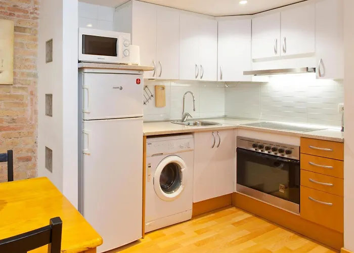 Parallel - Family Flat 2 برشلونة