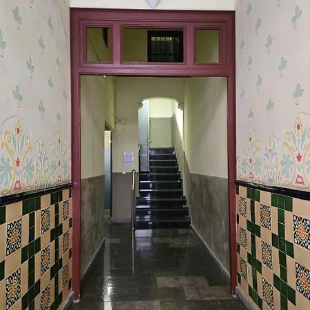 Parallel - Family Flat 2 *